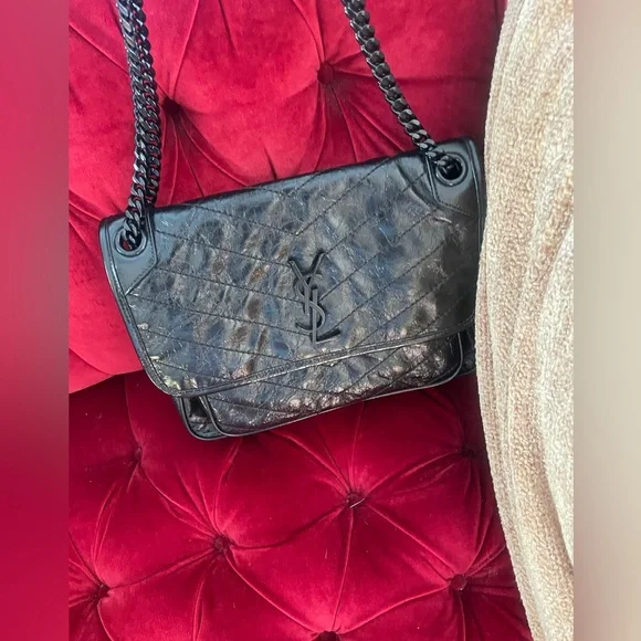 NWT. YSL Saint Laurent medium Niki bag. Black. - Picture 1 of 16